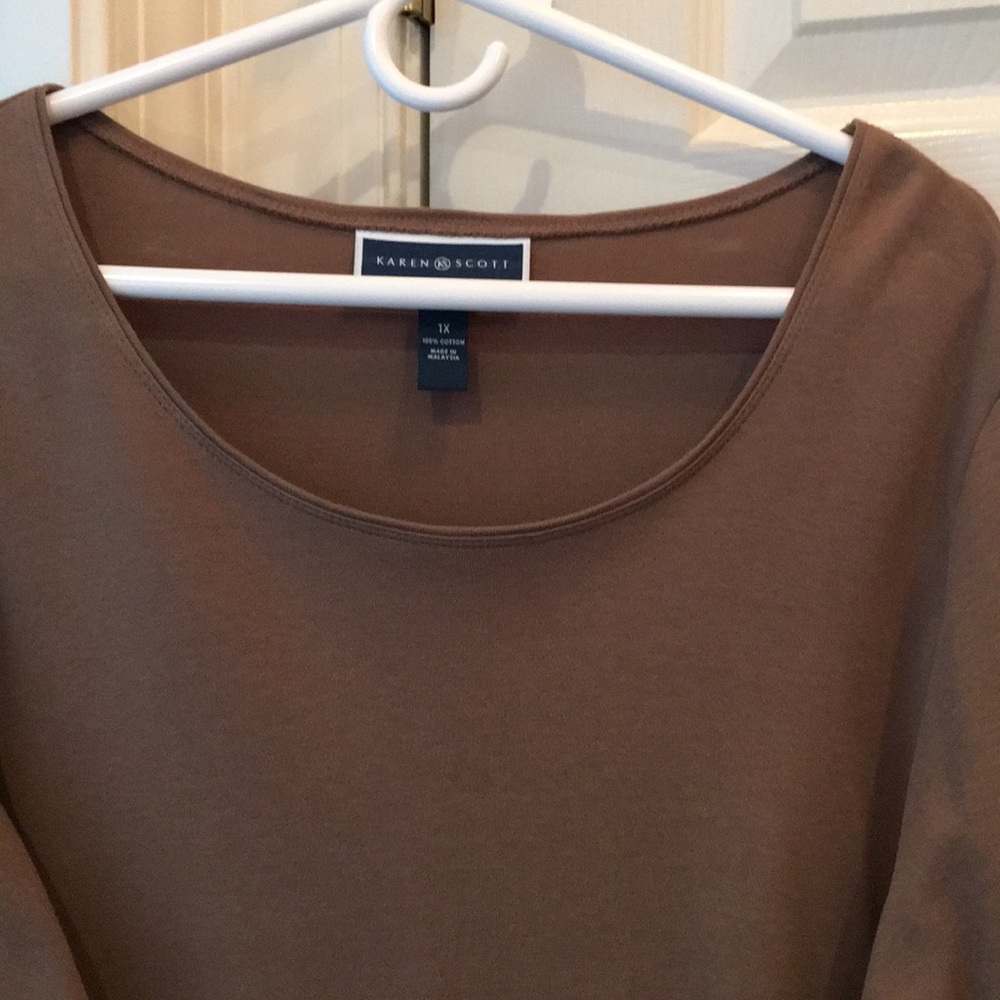Pullover Top - Picture 2 of 3